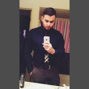 Meet your Posher, Aaron